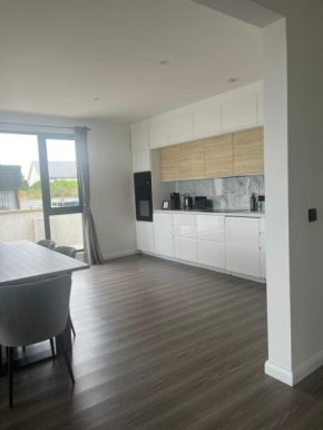 Deerpark Villa Six Bed Four Bathrooms Sleeps Sixteen